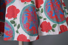 Load image into Gallery viewer, 50s &quot;CAMBRIAN&quot; RED ROSE AND DRAGON CREST COTTON DAY DRESS - S