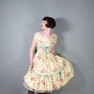 50s 60s YELLOW NOVELTY SUITCASE PRINT TRAVEL THEME DRESS - S