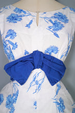 Load image into Gallery viewer, 50s CALIFORNIA COTTONS BLUE WHITE CARNATION PRINT PARTY DRESS - S