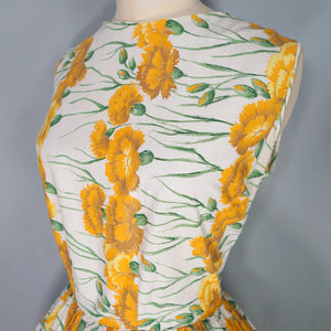 50s STEMMED YELLOW CARNATIONS FLORAL COTTON DAY DRESS - S