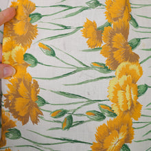 Load image into Gallery viewer, 50s STEMMED YELLOW CARNATIONS FLORAL COTTON DAY DRESS - S