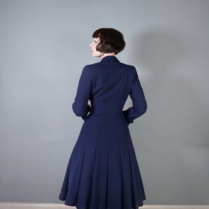 40s / 50s VERNER VOGUE NAVY BLUE SLIM FITTING FIT AND FLARE COAT - XS