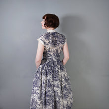Load image into Gallery viewer, 40s LIGHTEST COTON DRESS IN BLUE WHITE TOILE DE JOUY PRINT - XS-S