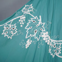 Load image into Gallery viewer, 50s LIGHT GREEN WINE LEAF AND GRAPE EMBROIDERY FULL SKIRT - S-M