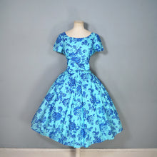 Load image into Gallery viewer, 50s SAMBO FASHIONS BLUE AND TURQUOISE FLORAL ROSE PRINT COTTON DRESS - M-L