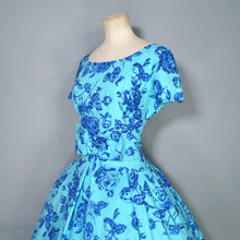 Load image into Gallery viewer, 50s SAMBO FASHIONS BLUE AND TURQUOISE FLORAL ROSE PRINT COTTON DRESS - M-L