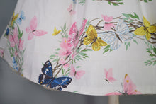 Load image into Gallery viewer, 50s BEAUMART GARLAND AND BUTTERFLY PRINT FULL SKIRTED SUMMER DRESS - XS