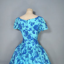 Load image into Gallery viewer, 50s SAMBO FASHIONS BLUE AND TURQUOISE FLORAL ROSE PRINT COTTON DRESS - M-L
