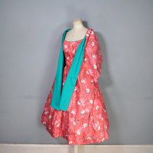 Load image into Gallery viewer, 50s HORROCKSES FASHIONS RED FLORAL FULL SKIRT COTTON SUN DRESS WITH SHAWL