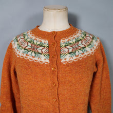 Load image into Gallery viewer, 70s HANDKNITTED RUST COLOURED WOOL FAIRISLE CARDIGAN - XS-S