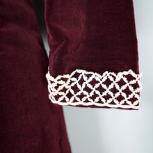 Load image into Gallery viewer, 60s DARK PLUMMY VELVET GOTHIC SHIFT DRESS WITH LACE TRIMS - S-M