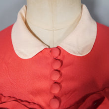 Load image into Gallery viewer, 40s CORAL SILKY RAYON TEA DRESS WITH BOW AND PETER PAN COLLAR - M