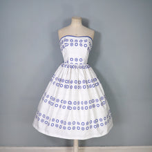 Load image into Gallery viewer, 50s STRAPLESS BLUE WHITE SHIPS WHEEL NAUTICAL PRINT SUN DRESS - XS