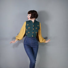 Load image into Gallery viewer, 40s PURE WOOL FINE KNIT SLEEVELESS CARDIGAN / WAISTCOAT TANK WITH FLORAL EMBROIDERY - S-M