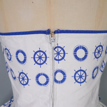 Load image into Gallery viewer, 50s STRAPLESS BLUE WHITE SHIPS WHEEL NAUTICAL PRINT SUN DRESS - XS
