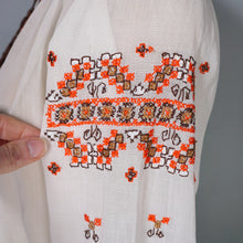 Load image into Gallery viewer, 40s HUNGARIAN GAUZE COTTON BLOUSE WITH FLORAL EMBROIDERY - XS-S