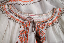 Load image into Gallery viewer, 40s HUNGARIAN GAUZE COTTON BLOUSE WITH FLORAL EMBROIDERY - XS-S