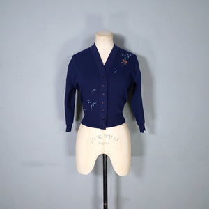 50s / 60s NAVY BLUE PRINGLE SCOTTISH HAND INLAID INTARSIA BLUEBELL CARDIGAN - S