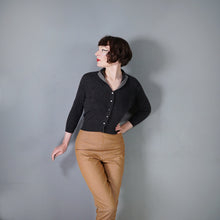 Load image into Gallery viewer, 50s 60s DRUMLANRIG GREY PURE CASHMERE CARDIGAN WITH STRIPE COLLAR - S-M