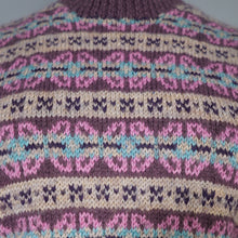 Load image into Gallery viewer, HANDKNITTED FAIRISLE SHORT SLEEVE MAUVE ACRYLIC JUMPER - M-L