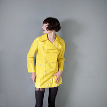 Load image into Gallery viewer, 60s DANNIMAC BOLD FUTURISTIC YELLOW PATENT RAIN COAT - M