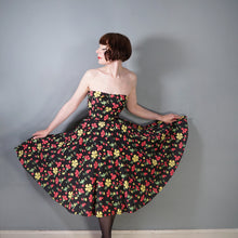 Load image into Gallery viewer, 50s UNLABELED HORROCKSES STRAPLESS FULL SKIRT DRESS WITH COLOURFUL FLORAL PRINT - XS