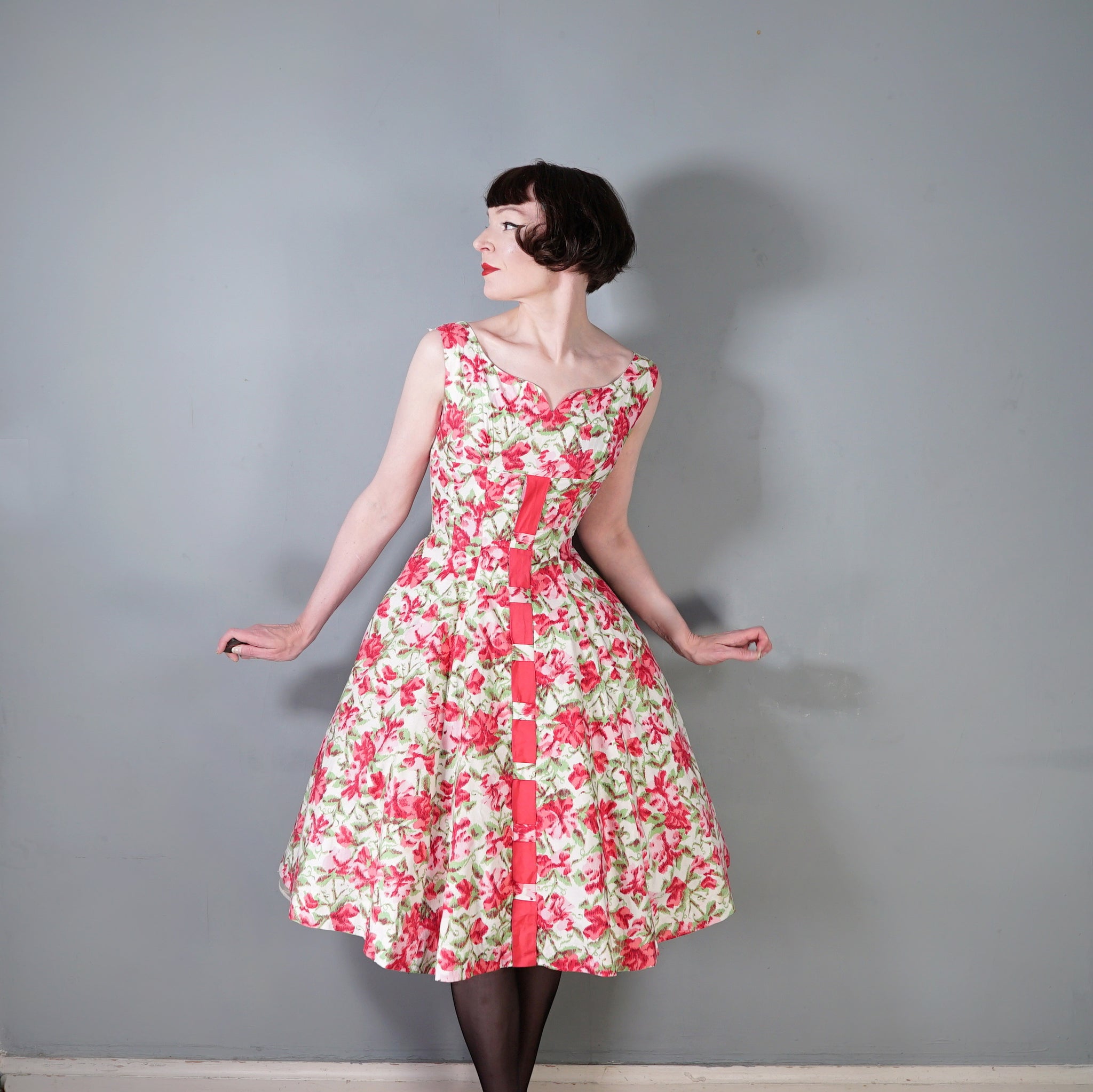 50s 60s PINK FLORAL CALIFORNIA COTTON FIT AND FLARE SUMMER DRESS - XS- Sartorial Matters 50s 60s PINK FLORAL CALIFORNIA COTTON FIT AND FLARE SUMMER DRESS - XS- Sartorial Matters