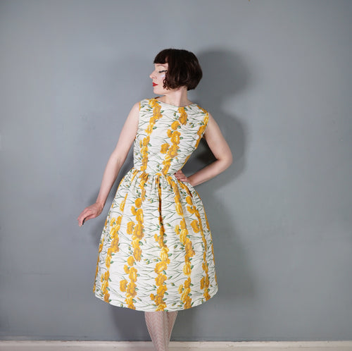 50s STEMMED YELLOW CARNATIONS FLORAL COTTON DAY DRESS - S