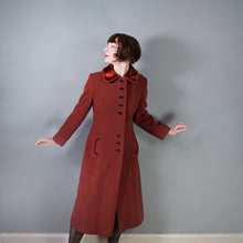 Load image into Gallery viewer, 60s MISS GALLERY / LORD &amp; TAYLOR RUST COLOURED COAT WITH VELVET - M