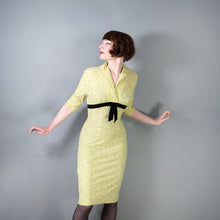 Load image into Gallery viewer, 50s TREASURE JUNIOR MISS FLECKED YELLOW WIGGLE DRESS WITH KICK PLEAT - S