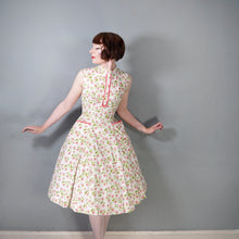 Load image into Gallery viewer, 50s CALIFORNIA COTTONS PINK FLORAL SUMMER DRESS WITH POCKETS - S