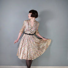 Load image into Gallery viewer, 40s LESLIE FAY PATTERNED SILKY FIT AND FLARE SLEEVED SHIRT DRESS - S