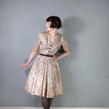 Load image into Gallery viewer, 40s LESLIE FAY PATTERNED SILKY FIT AND FLARE SLEEVED SHIRT DRESS - S