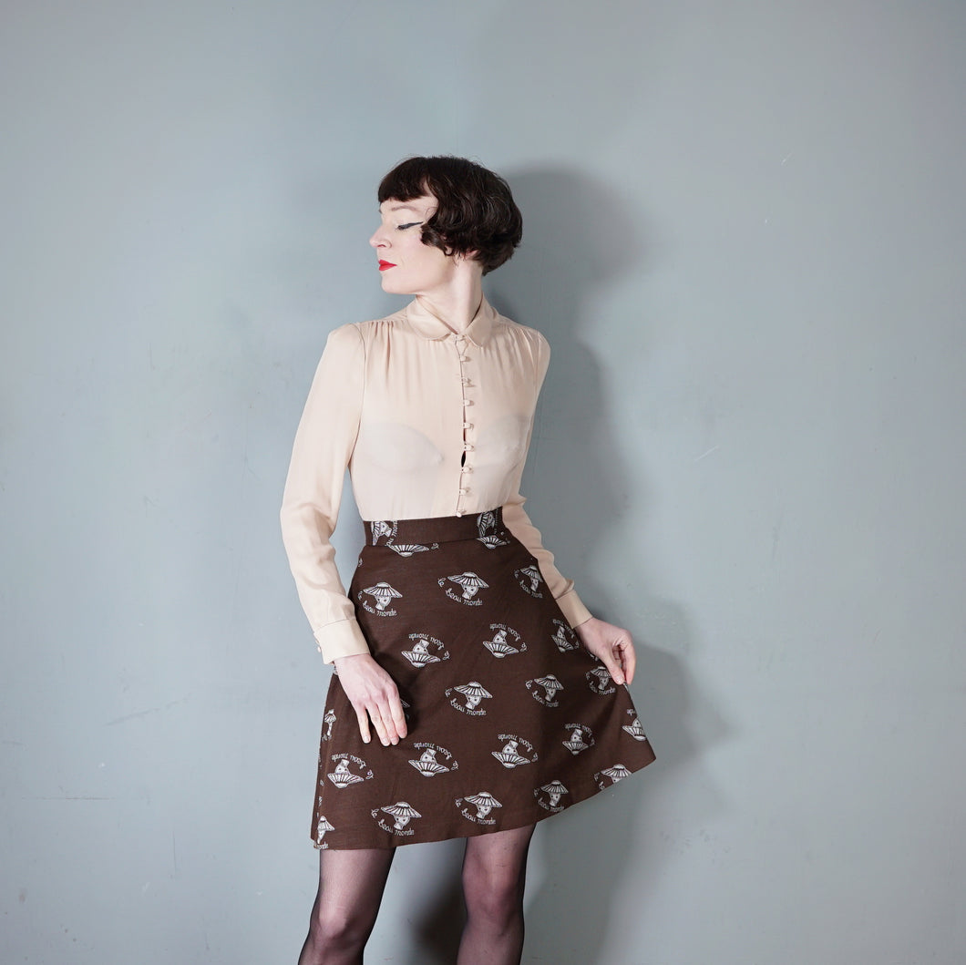 70s BROWN WHITE PONTE KNIT NOVELTY LADY PATTERN SKIRT - 25.5