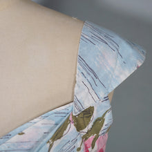 Load image into Gallery viewer, 50s PASTEL BLUE AND PINK ROSE PRINT SWEETHEART COTTON PARTY DRESS - S-M