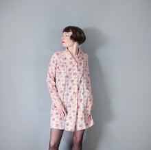 Load image into Gallery viewer, 40s LINENIDE PINK ROSE FLORAL COTTON HOUSE SMOCK - M