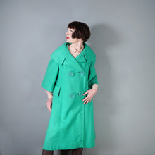 Load image into Gallery viewer, 50s 60s JOSEPH STEIN "PROMENADE" HAND TAILORED GREEN SWING COAT - M