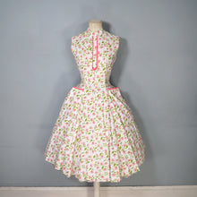 Load image into Gallery viewer, 50s CALIFORNIA COTTONS PINK FLORAL SUMMER DRESS WITH POCKETS - S