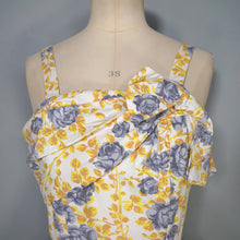 Load image into Gallery viewer, 50s ALICE EDWARDS YELLOW AND BLUE-GREY ROSE PRINT COTTON DRESS - M