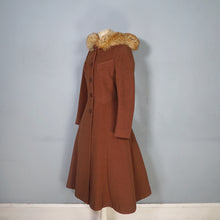 Load image into Gallery viewer, 60s 70s ELGEE BROWN FIT AND FLARE WOOL COAT WITH FAUX FUR HOOD - S