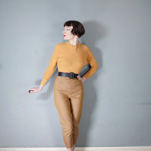 Load image into Gallery viewer, 50s 60s IAN PETERS ORANGE RIBBED COTTON DOLMAN SLEEVE TOP / SWEATER - M