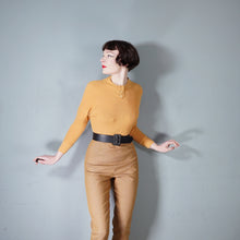 Load image into Gallery viewer, 50s 60s IAN PETERS ORANGE RIBBED COTTON DOLMAN SLEEVE TOP / SWEATER - M