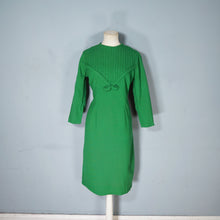 Load image into Gallery viewer, 60s PEA GREEN WOOL FITTED SHIFT DRESS - M