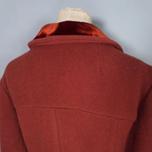 Load image into Gallery viewer, 60s MISS GALLERY / LORD &amp; TAYLOR RUST COLOURED COAT WITH VELVET - M