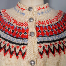 Load image into Gallery viewer, HANDKNITTED 50s / 60s SCANDINAVIAN / NORWEGIAN FAIRISLE CROPPED WOOL CARDIGAN - S