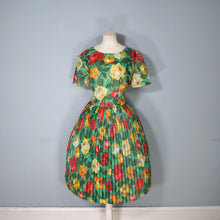 Load image into Gallery viewer, 60s COLOURFUL BRIGHT GREEN RED AND ORANGE BIG ROSE PRINT PLEATED DRESS - L / VOLUP