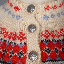 Load image into Gallery viewer, HANDKNITTED 50s / 60s SCANDINAVIAN / NORWEGIAN FAIRISLE CROPPED WOOL CARDIGAN - S