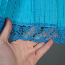 Load image into Gallery viewer, 60s / 70s VIVID TURQUOISE LACE AND PIN TUCK MEXICAN FULL SKIRTED DRESS - XS-S