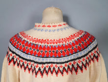Load image into Gallery viewer, HANDKNITTED 50s / 60s SCANDINAVIAN / NORWEGIAN FAIRISLE CROPPED WOOL CARDIGAN - S