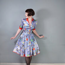 Load image into Gallery viewer, 70s MISS MOUSE RAE SPENCER CULLEN NOVELTY ARTIST PAINTS PRINT DRESS - XS
